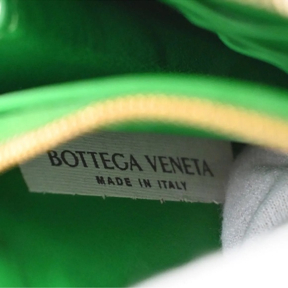 BOTTEGA VENETA CASSETTE ZIP AROUND WALLET PARAKEET - Picture 13 of 14